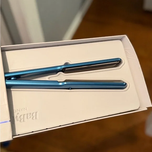 BaBylissPRO Nano Titanium Hair Crimper - Blue - Picture 2 of 2
